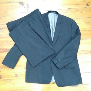 48L Michael Kors Black Suit
